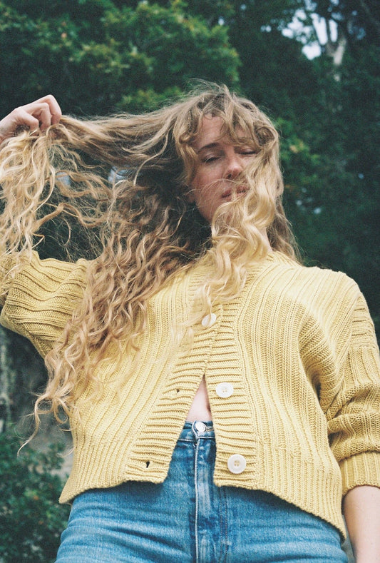 RIO ribbed cardigan / organic cotton / golden honey