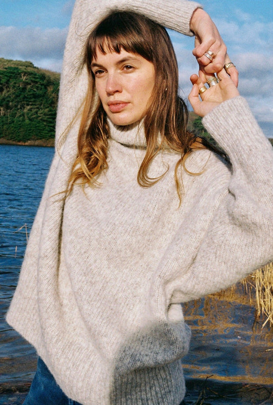 NORA turtleneck / alpaca & pima cotton / cloud