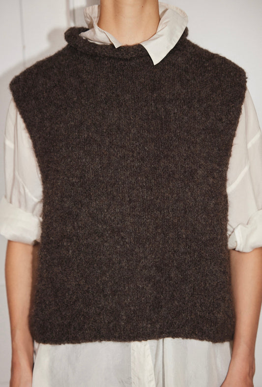 TINO vest / alpaca & highland wool boucle / dark oak