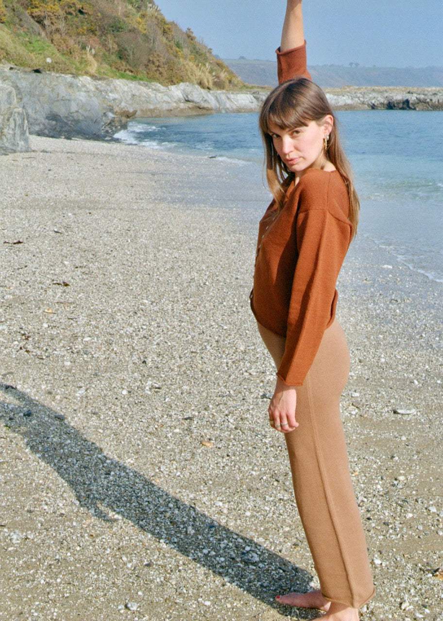 LUCA cardigan / highland wool / sandalwood