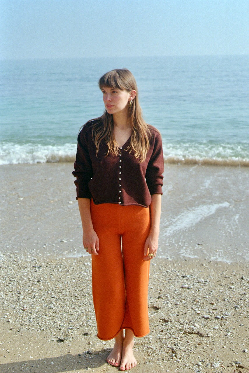 LUCA cardigan / highland wool / dark cherry plum