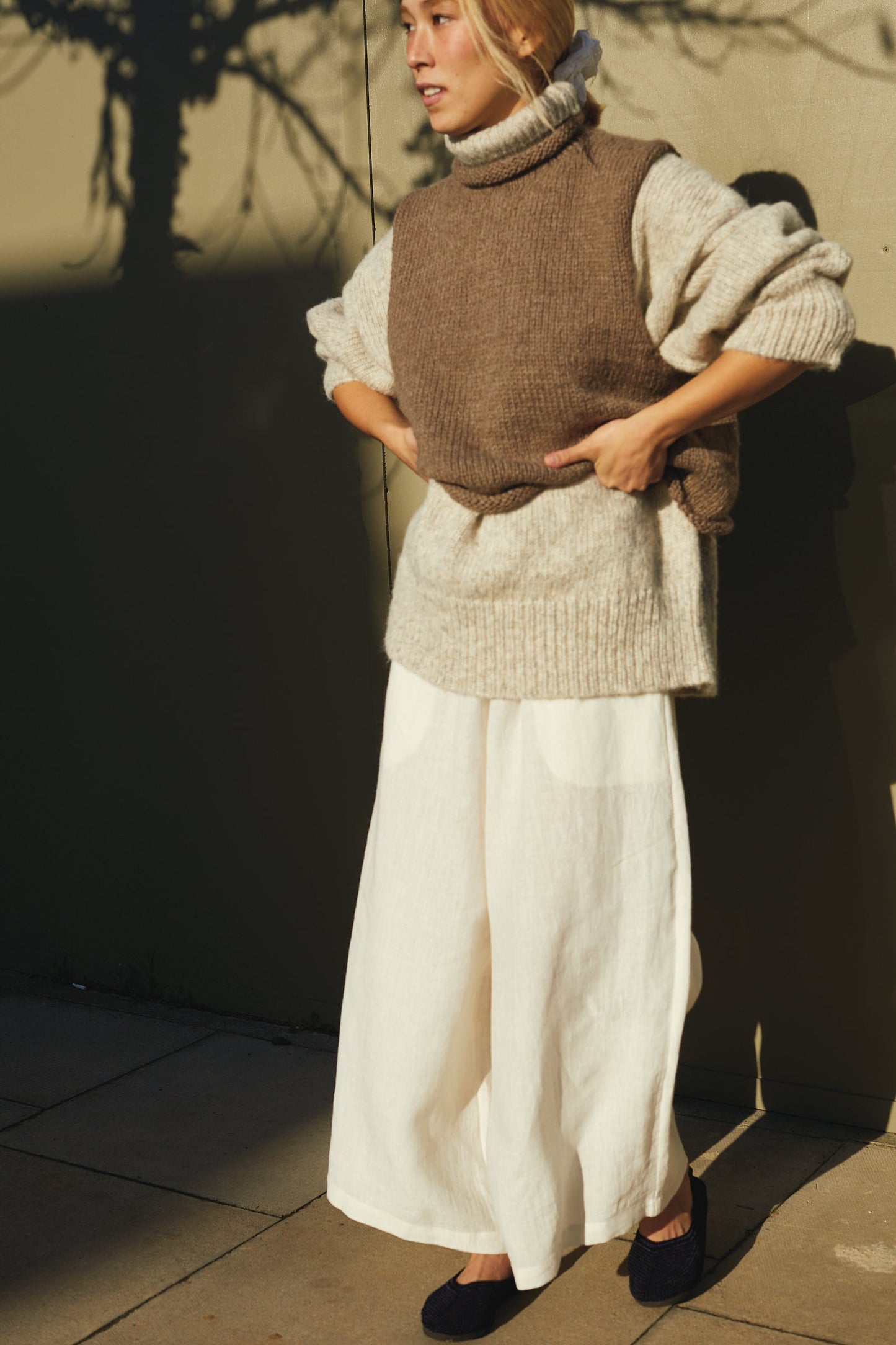 TINO vest / highland wool / walnut