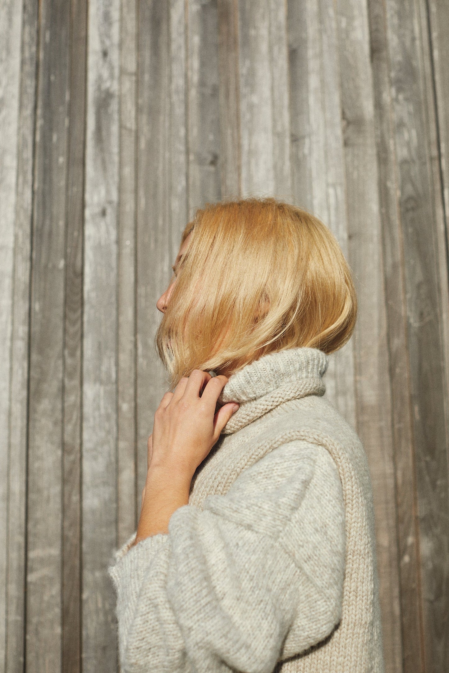 TINO vest / highland wool / wild oat