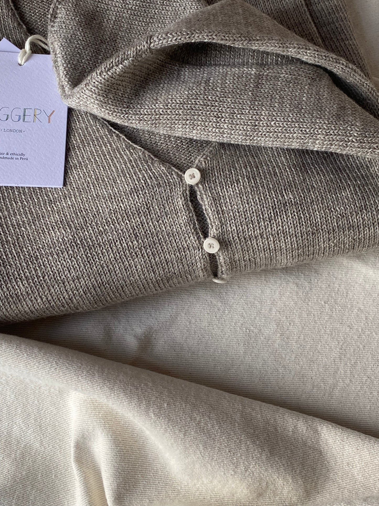 LUCA cardigan / highland wool / rock salt