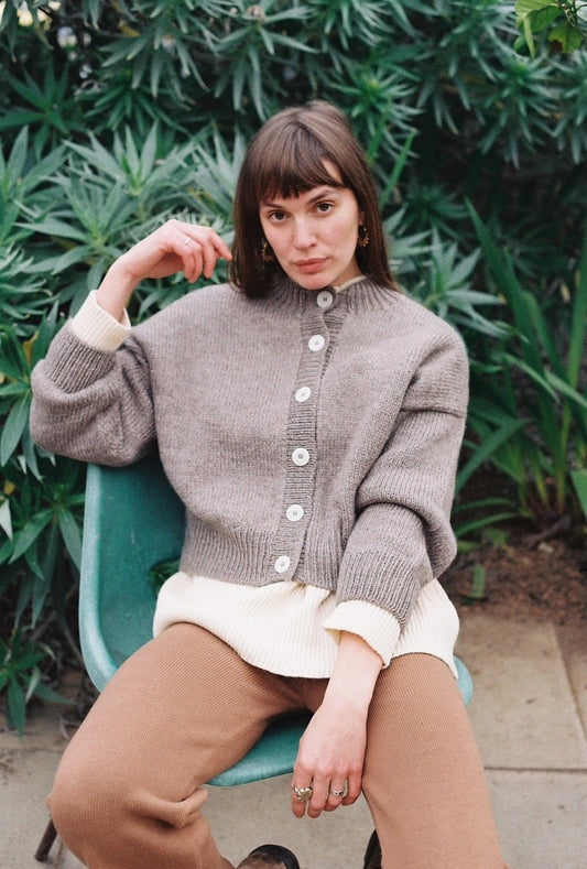 CARMEN cardigan / highland wool / smoked amber