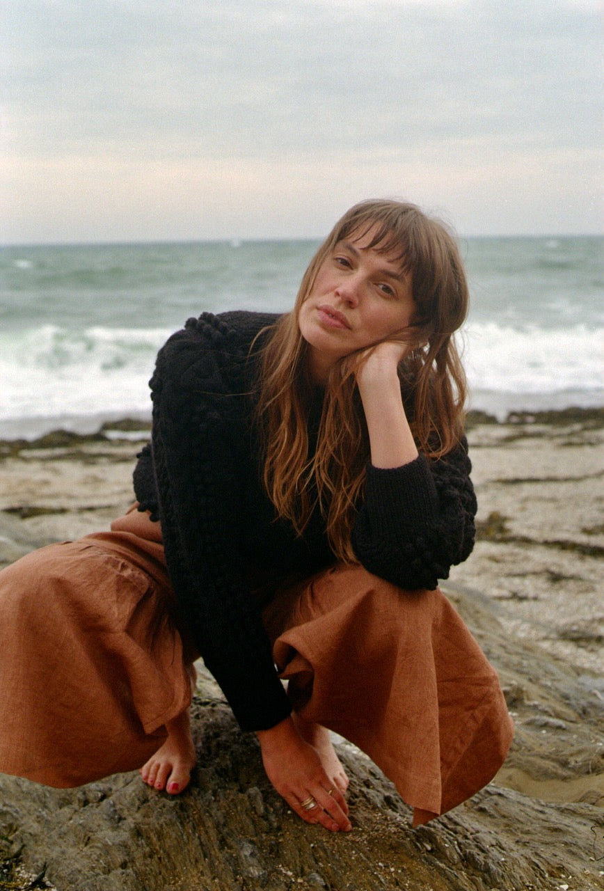 EWA cardigan / highland wool / black