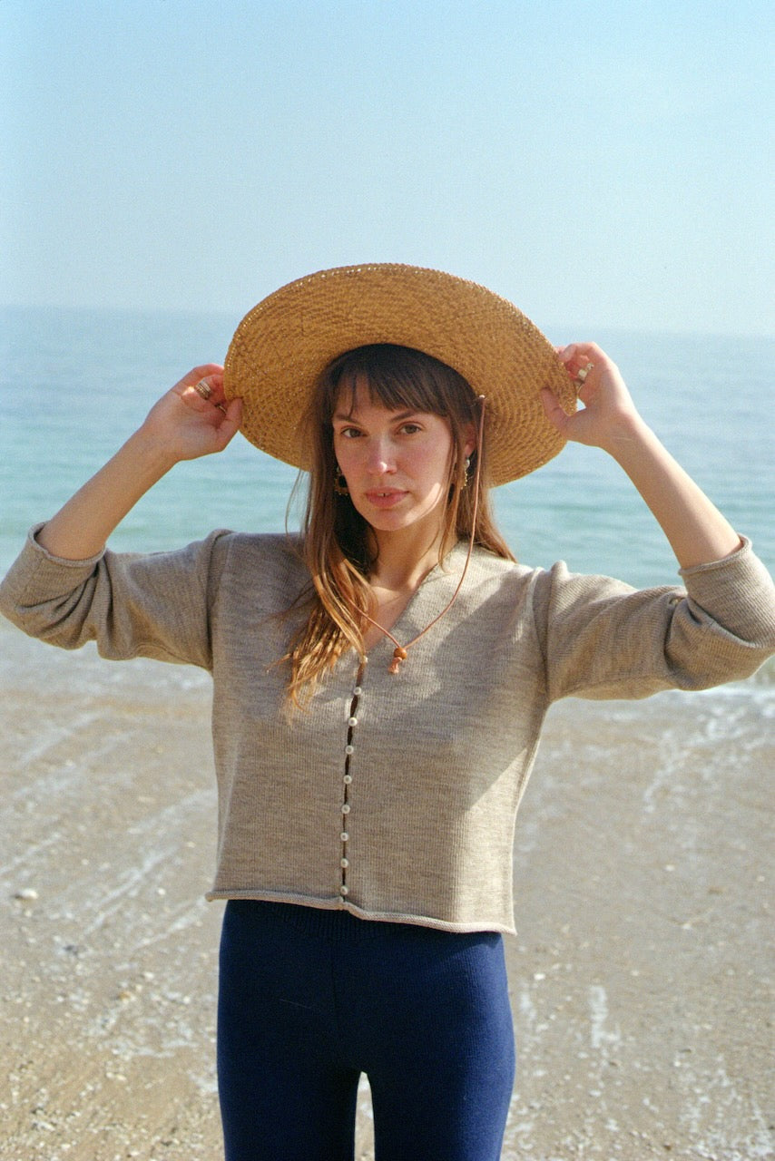 LUCA cardigan / highland wool / rock salt