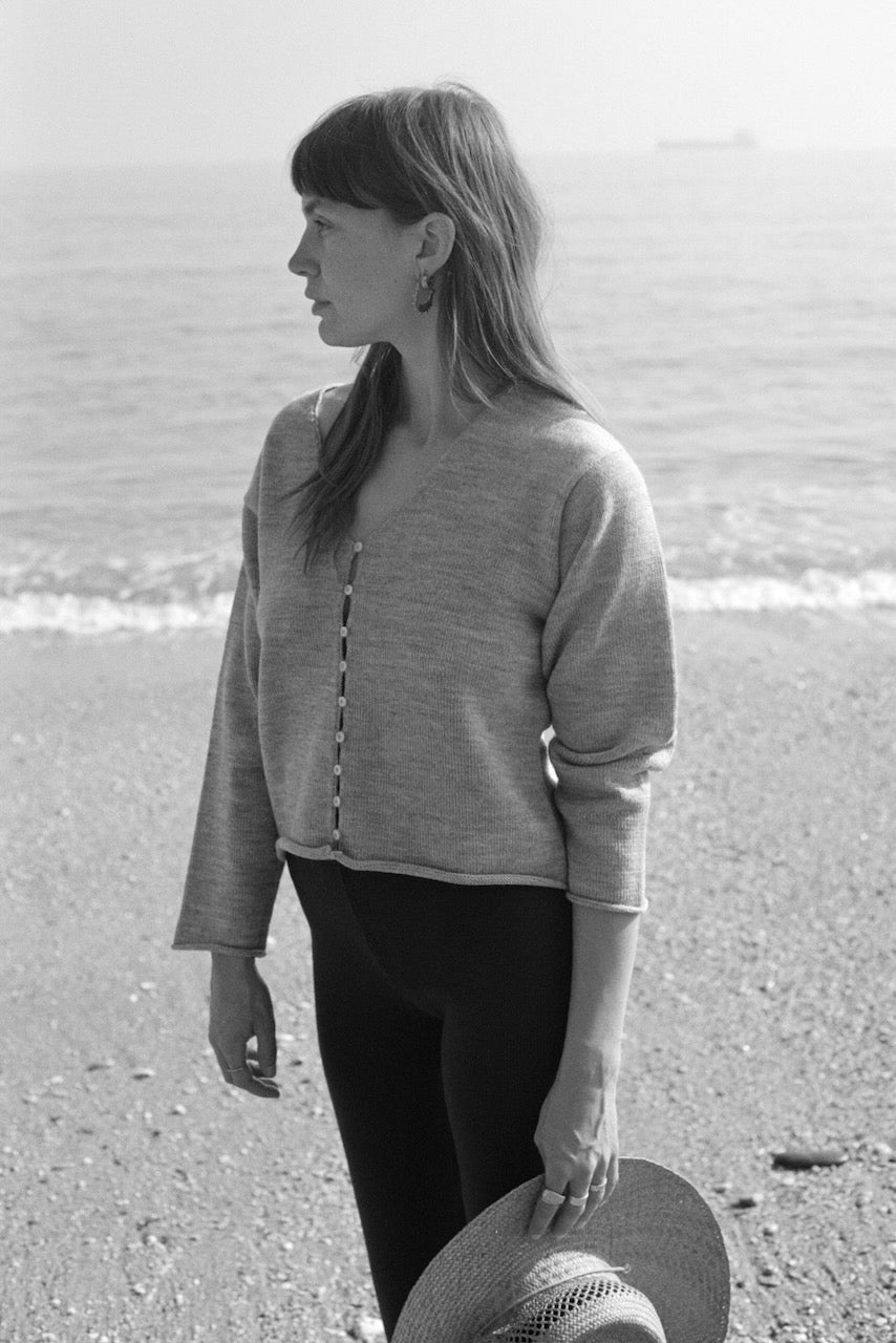 LUCA cardigan / highland wool / rock salt