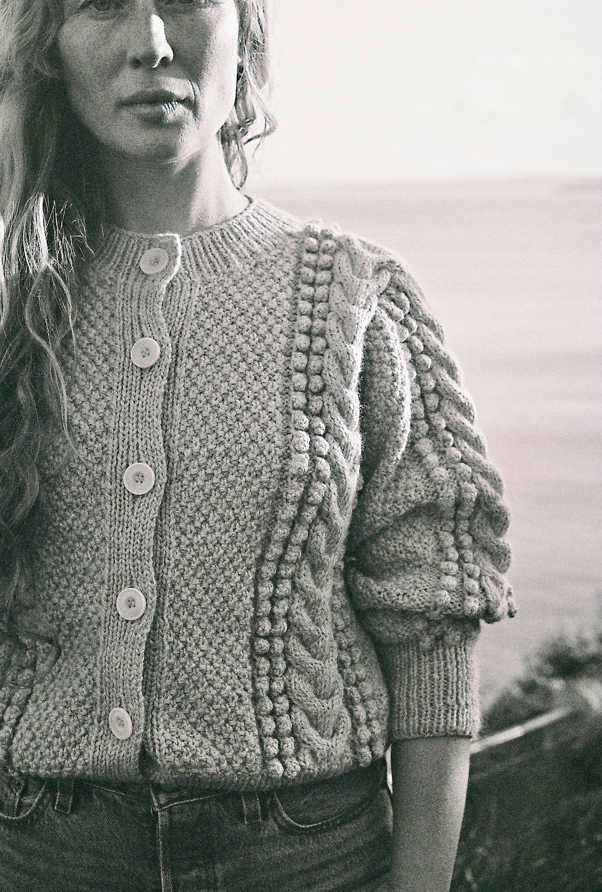 EWA cardigan / highland wool / wild oat