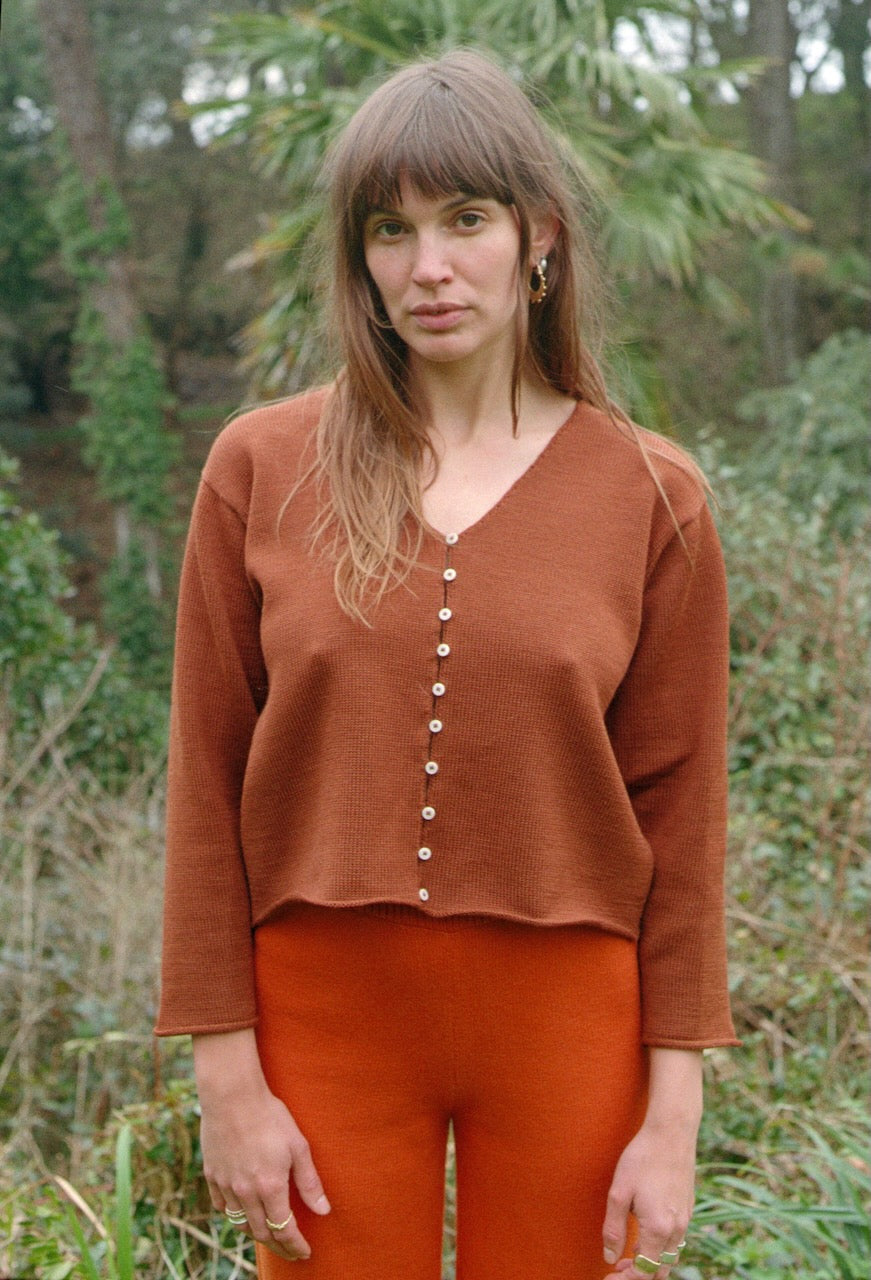 LUCA cardigan / highland wool / sandalwood