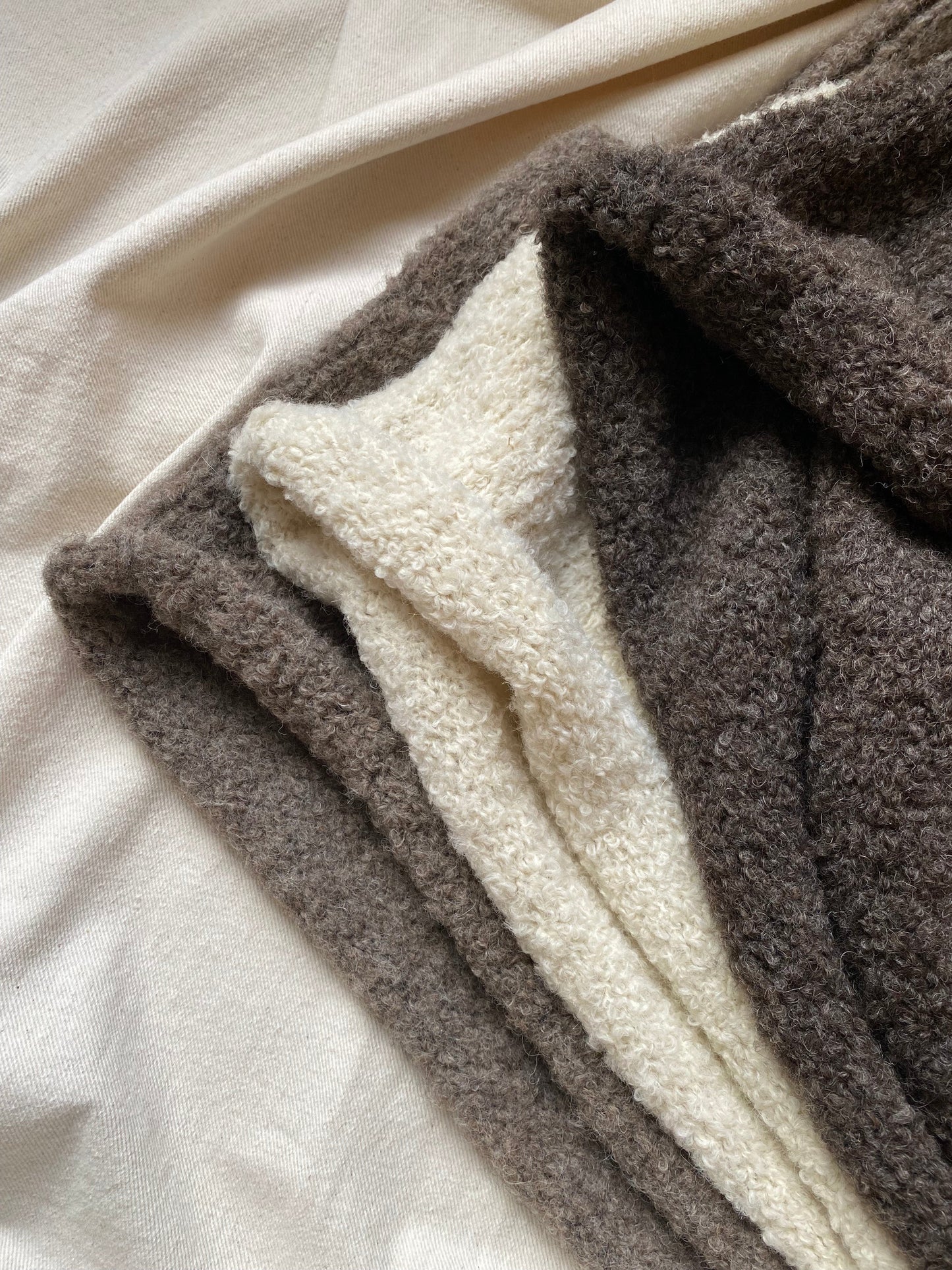 TINO vest / alpaca & highland wool boucle / dark oak