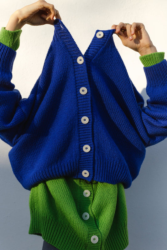 CARMEN cardigan / highland wool / sapphire